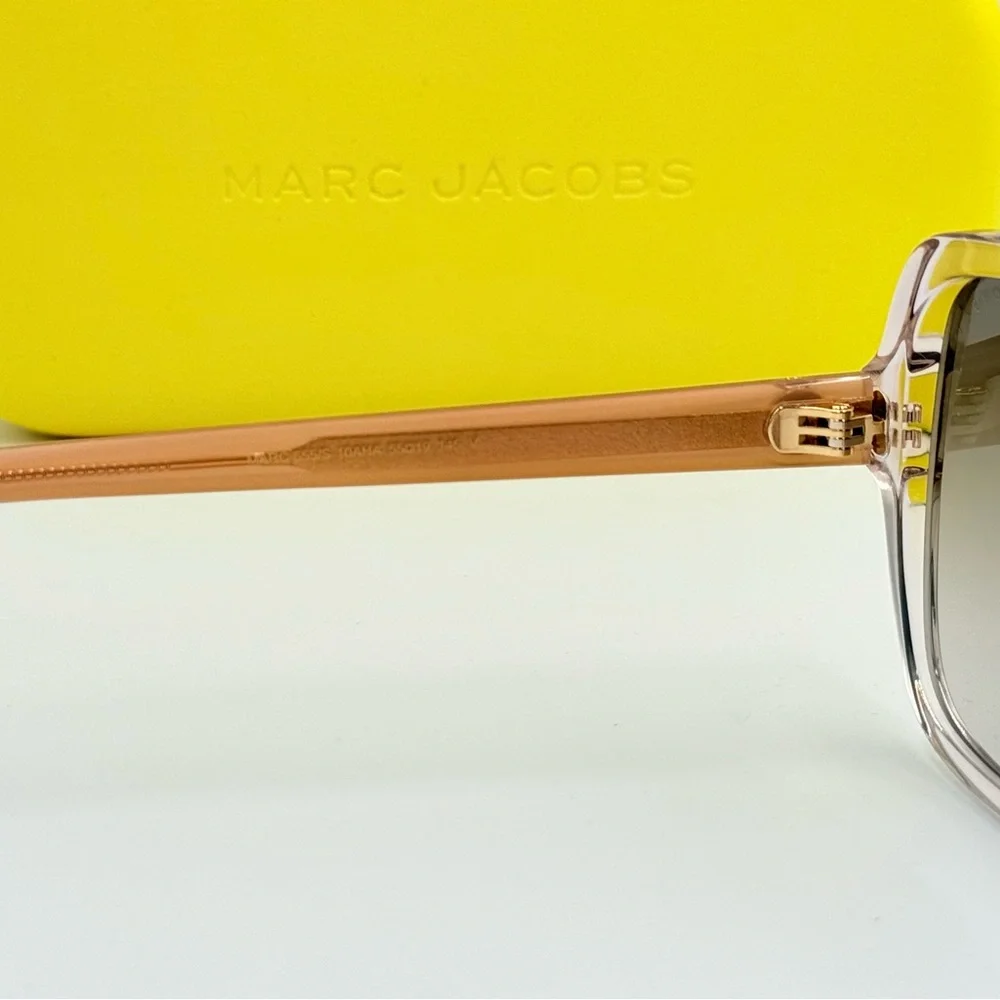 Marc Jacob’s Fashion Sunglasses 555/S Cat Eye 55mm Beige w/ Brown Gradient Lens